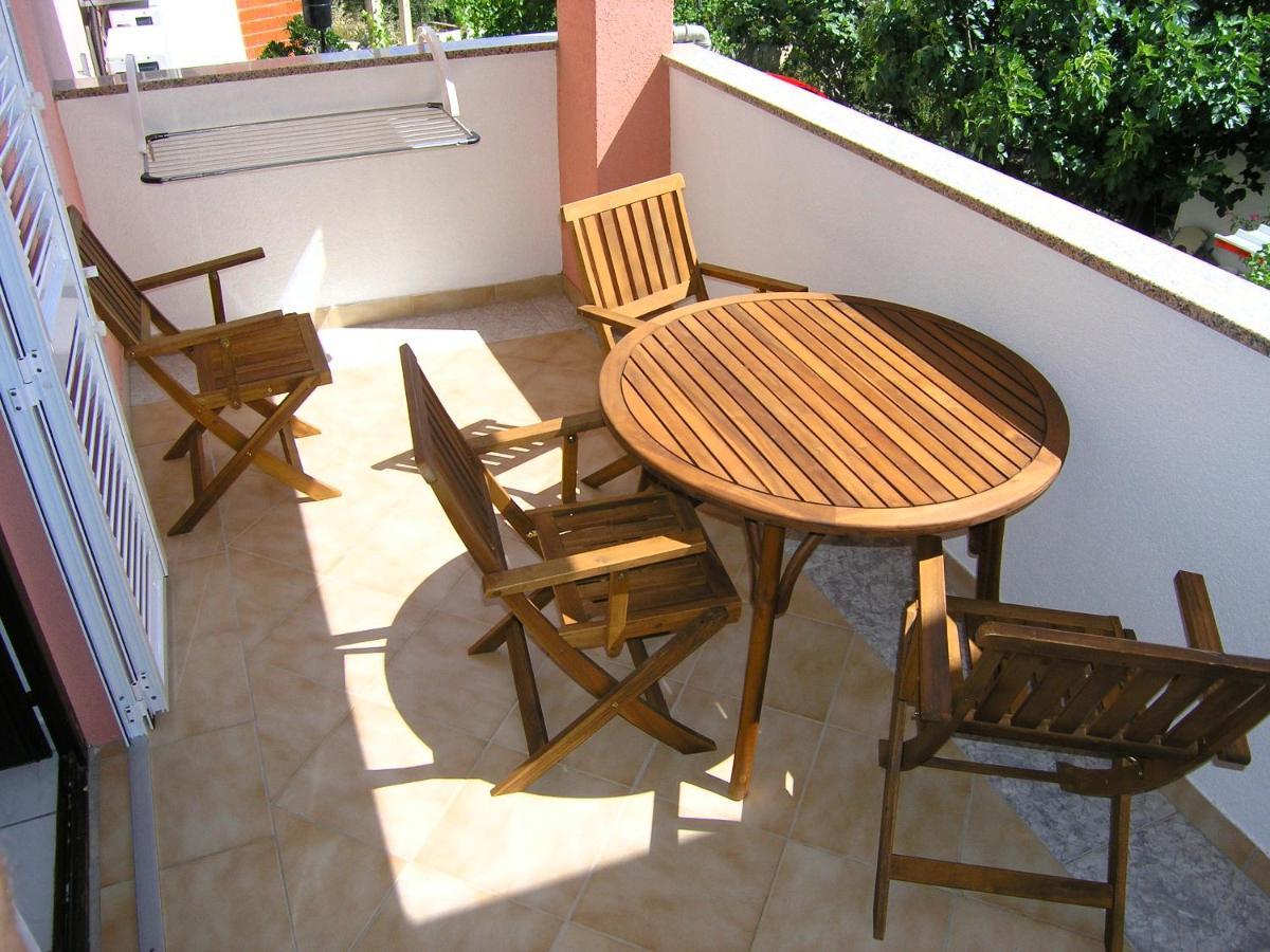 Apartments Murgic Veglia Exterior foto
